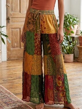 Young Threads Boho Patchwork Wide Leg Pants NWT Size Small